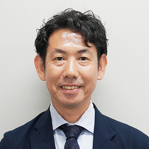 長距離ヘッドコーチ　岩水　嘉孝